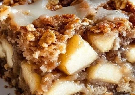 Oatmeal Apple Breakfast Bake