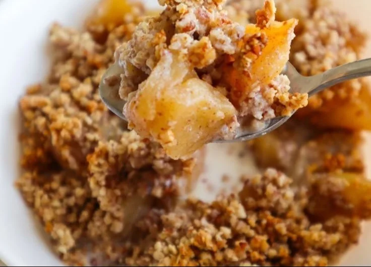 Healthy Breakfast Apple Crumble
