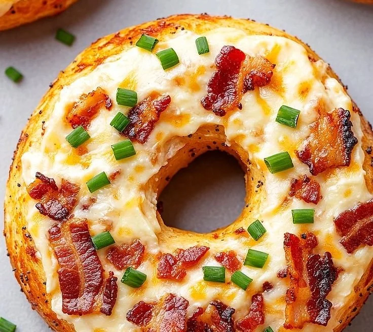 Creamy Bacon Cheddar Bagels