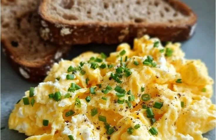 Cottage Cheese Scrambled Eggs