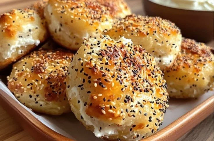 High-protein bagel bites fresh from the oven, perfect for a nutritious snack.