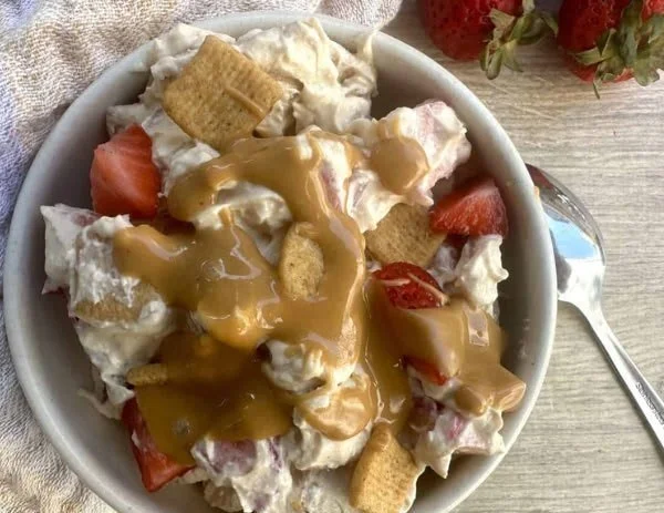 Lazy low-carb breakfasts displayed on a table, showcasing simple recipes.