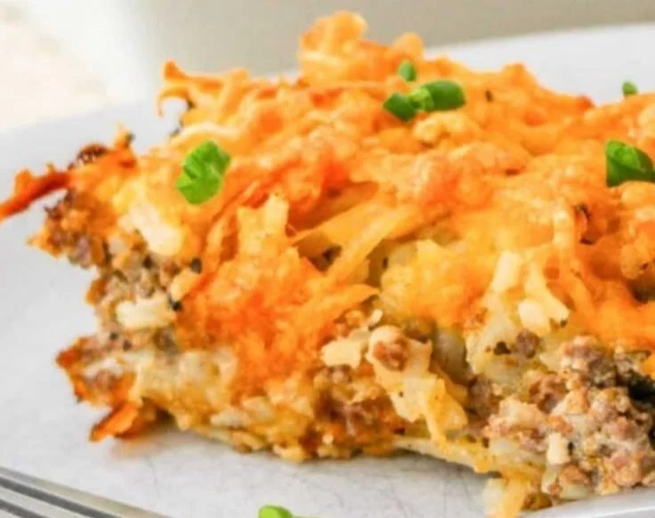 High-Protein Breakfast Skillet 4 High-protein breakfast skillet with eggs, vegetables, and seasonings.